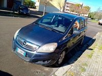 Usata Opel Zafira 2011 Blu Monovolume