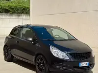 Usata Opel Corsa 100 CV (73 kW) 2010 Nero Utilitaria