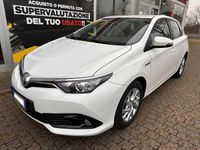 Usata Toyota Auris Hybrid Lounge 99 CV (72 kW) 2016 Bianco Berlina