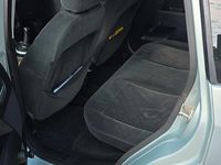 Usata Ford Fiesta 80 CV (58 kW) 2004 Verde Utilitaria