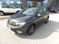 Usata Dacia Sandero Stepway 90 CV (66 kW) 2018 Grigio Utilitaria