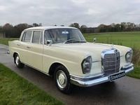 Usata Mercedes 220 110 CV (80 kW) 1965 Beige Berlina