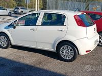 Usata Fiat Punto 75 CV (55 kW) 2016 Bianco Utilitaria