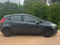 Usata Ford Fiesta Titanium 68 CV (50 kW) 2009 Grigio Berlina