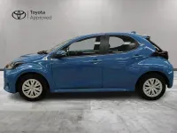 Usata Toyota Yaris Business Edition 72 CV (52 kW) 2022 Blu Utilitaria