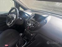 Usata Ford B-MAX Titanium 90 CV (66 kW) 2013 Bianco Monovolume