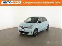 Usata Renault Twingo Techno 30 kW (42 CV) 2023 Bluazzurro Utilitaria