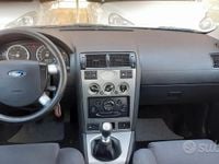 Usata Ford Mondeo 116 CV (85 kW) 2001 Grigio Berlina