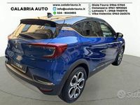 Usata Renault Captur Techno 145 CV (106 kW) 2022 Blu scuro SUV