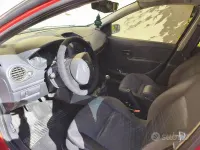 Usata Renault Clio III 65 CV (47 kW) 2009 Rosso Berlina