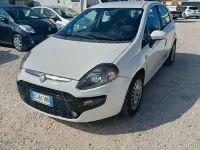 Usata Fiat Grande Punto S 75 CV (55 kW) 2011 Bianco Utilitaria