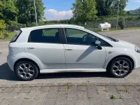Usata Fiat Punto Sport 105 CV (77 kW) 2012 Bianco Utilitaria