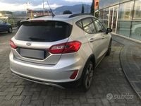 Usata Ford Fiesta Active 100 CV (73 kW) 2019 Grigio Utilitaria