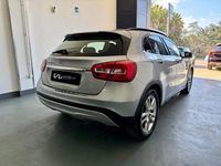 Usata Mercedes GLA200 136 CV (100 kW) 2016 Argento SUV