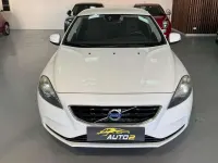 Usata Volvo V40 Business Edition 116 CV (85 kW) 2015 Bianco Berlina