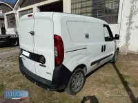 Usata Fiat Doblò 120 CV (88 kW) 2019 Bianco pastello Monovolume