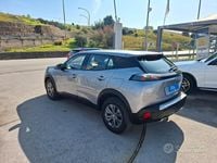 Używany Peugeot 2008 131 KM (96 kW) 2023 Szary SUV