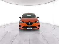 Usata Renault Clio V Equilibre 67 CV (49 kW) 2023 Orange valencia Berlina