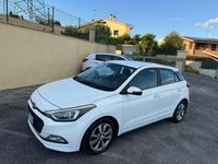 Usata Hyundai i20 Comfort 90 CV (66 kW) 2017 Bianco Berlina