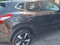 Usata Nissan Qashqai Acenta 131 CV (96 kW) 2016 Nero SUV