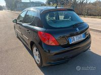 Usata Peugeot 207 68 CV (50 kW) 2006 Nero Berlina