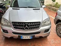 Usata Mercedes ML320 2006 Grigio SUV