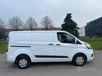 Usata Ford Transit Custom Trend 105 CV (77 kW) 2022 Bianco Berlina