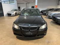 Usata BMW 325 Efficient Dynamics 218 CV (160 kW) 2005 Nero Station wagon