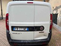 Usata Fiat Doblò Active 84 CV (61 kW) 2015 Bianco Monovolume