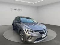 Usata Renault Captur Intens 160 CV (117 kW) 2020 Grigio metallizzato SUV
