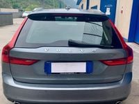 Usata Volvo V90 Momentum 190 CV (139 kW) 2016 Antracite metallizzato Station wagon