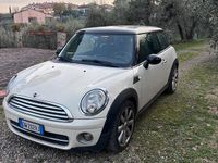 Usata Mini Cooper D 109 CV (80 kW) 2009 Bianco Utilitaria