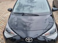 Usata Toyota Aygo Connect Style 72 CV (52 kW) 2021 Nero Utilitaria