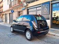 Usata Lancia Ypsilon Platinum 95 CV (69 kW) 2012 Nero Utilitaria