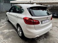 Usata BMW 218 Active Tourer 150 CV (110 kW) 2019 Bianco Monovolume