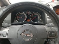 Usata Opel Zafira 101 CV (74 kW) 2008 Monovolume