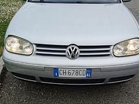Usata VW Golf 101 CV (74 kW) 2003 Grigio Berlina