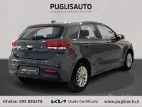 Usata Kia Rio Style 100 CV (73 kW) 2022 Grigio Berlina