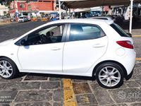 Usata Mazda 2 75 CV (55 kW) 2009 Bianco Berlina