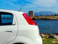 Usata Fiat Punto 69 CV (50 kW) 2016 Bianco Utilitaria