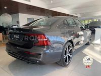 Usata Volvo S60 Plus 197 CV (144 kW) 2023 Grigio scuro Berlina