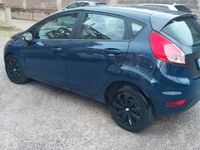 Usata Ford Fiesta 97 CV (71 kW) 2014 Blu Utilitaria