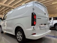 Usata Ford Transit Custom Titanium 136 CV (100 kW) 2024 Bianco pastello Furgone