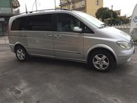 Usata Mercedes Viano 150 CV (110 kW) 2005 Argento Monovolume