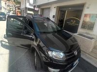 Usata Dacia Sandero 90 CV (66 kW) 2016 Nero Utilitaria