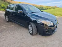 Usata Renault Mégane III 110 CV (80 kW) 2013 Nero Utilitaria