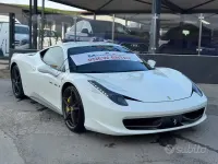 Usata Ferrari 458 570 CV (419 kW) 2010 Bianco Coupé
