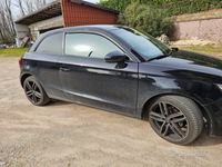 usata Audi A1 1.6 tdi attraction