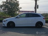 Usata Mercedes B200 Premium 2019 Bianco Monovolume