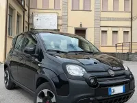 Usata Fiat Panda Cross Cross 69 CV (50 kW) 2024 Nero Utilitaria
